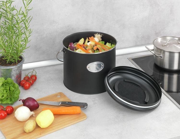 Produktbild: Komposteimer Mod. Nero 6 L, inklusive 3 Aktivkohlefiltern zum Wechseln