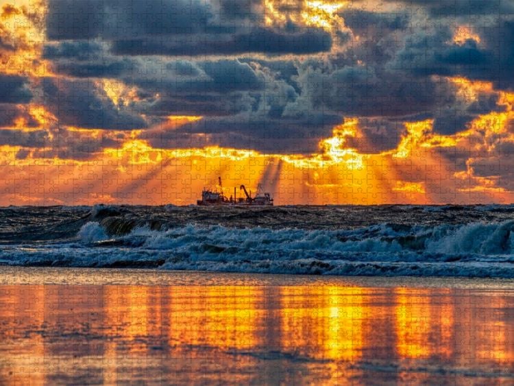 Produktbild: CALVENDO Puzzle Himmel in Flammen | 2000 Teile Lege-Gr&ouml;&szlig;e 90x67cm Foto-Puzzle f&uuml;r gl&uuml;ckliche Stunden