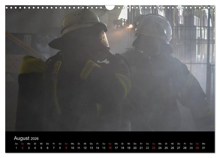 Produktbild: FEUERWEHR IM EINSATZ (Wandkalender 2026 DIN A3 quer), CALVENDO Monatskalender