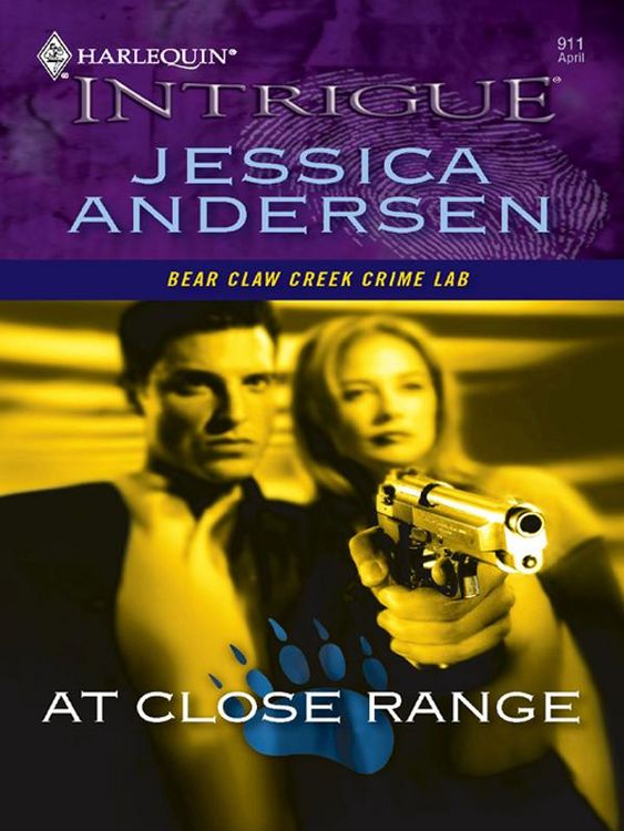 Produktbild: At Close Range