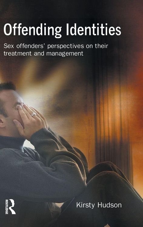 Produktbild: Offending Identities