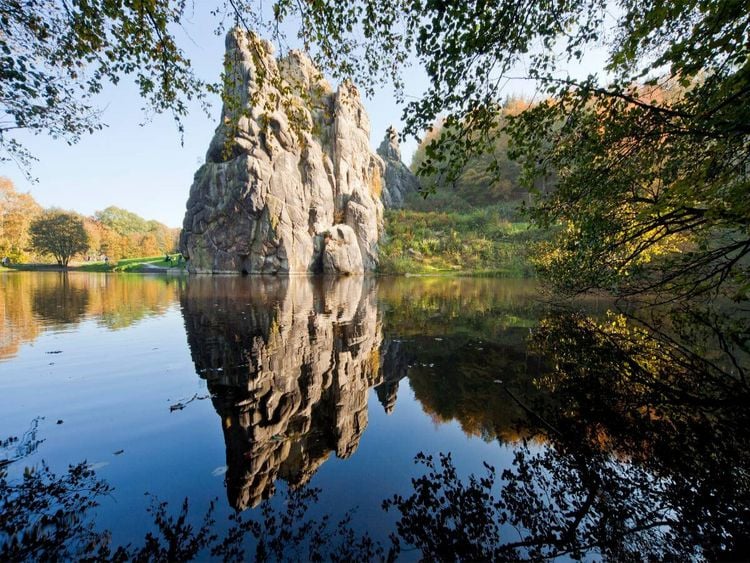 Produktbild: CALVENDO Puzzle Die Externsteine im im Teutoburger Wald, Horn-Bad Meinberg | 1000 Teile Lege-Gr&ouml;&szlig;e 64 &times; 48 cm Foto-Puzzle f&uuml;r gl&uuml;ckliche Stunden