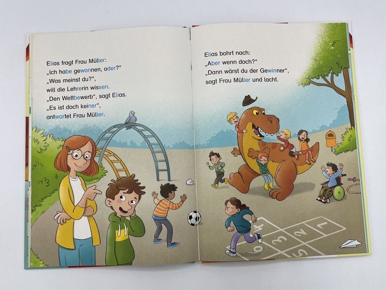 Produktbild: Ein Dino auf dem Schulhof