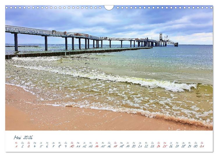 Produktbild: Seebr&uuml;cken an der Ostsee - Aufs Meer laufen und die frische Ostseebrise genie&szlig;en (Wandkalender 2026 DIN A3 quer), CALVENDO Monatskalender