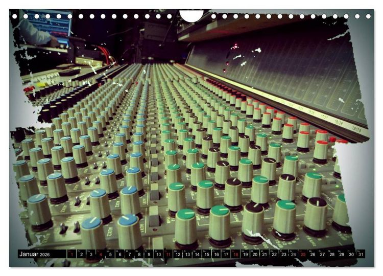 Produktbild: STUDIO Equipment (Wandkalender 2026 DIN A4 quer), CALVENDO Monatskalender
