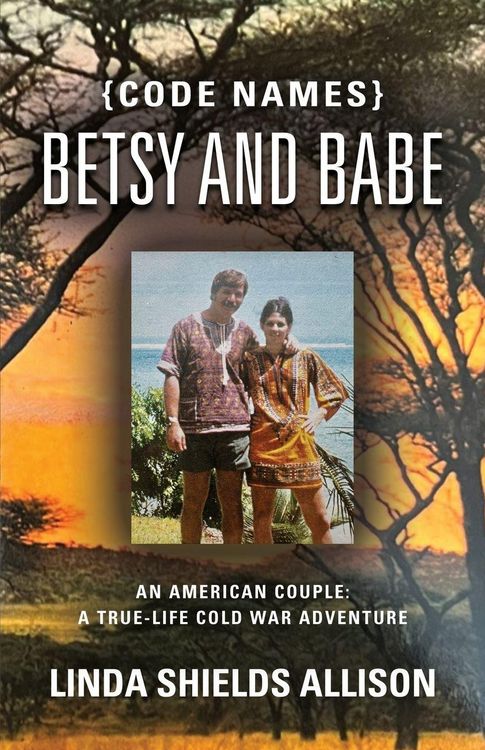 Produktbild: {Code Names} Betsy and Babe