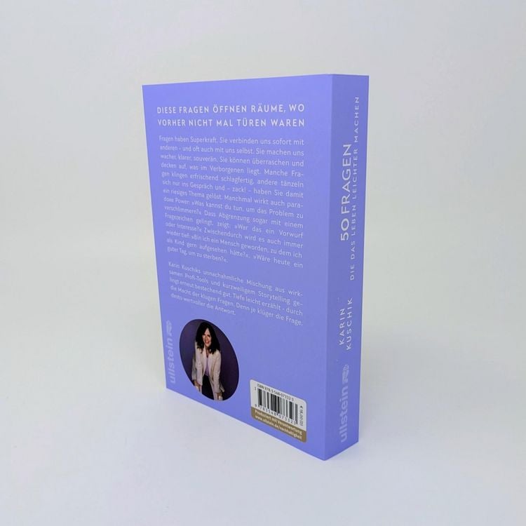 Kabinada yalangoch qiz Kabinada yalangoch qiz