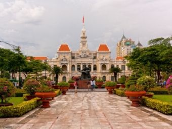 Produktbild: CALVENDO Puzzle Ho Chi Minh City 1000 Teile Puzzle quer | 1000 Teile Lege-Gr&ouml;&szlig;e 64 &times; 48 cm Foto-Puzzle f&uuml;r gl&uuml;ckliche Stunden