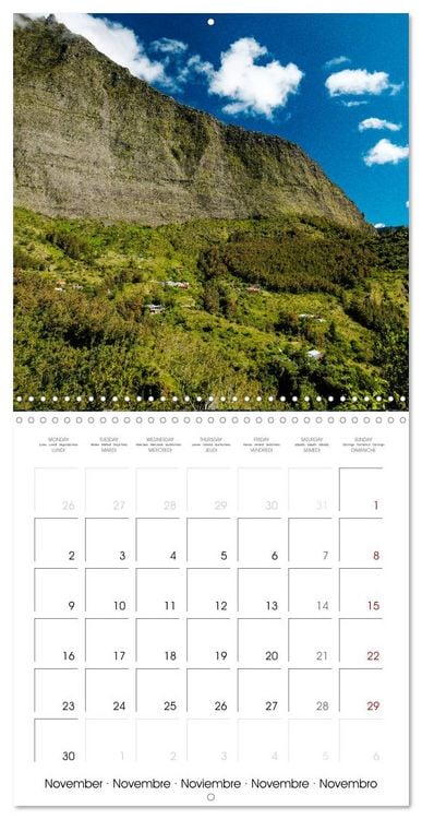 Produktbild: L'ile de la R&eacute;union, un volcan au milieu de l'oc&eacute;an Indien (Calendrier mural carr&eacute; 2026 30x30 cm) Calendrier double avec une page pour vos prises de notes
