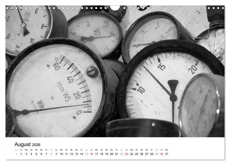 Produktbild: Helden der Arbeit - Alte Arbeitsmittel des Ruhrgebiets (Wandkalender 2026 DIN A3 quer), CALVENDO Monatskalender
