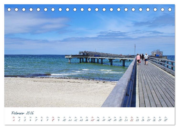 Produktbild: Seebr&uuml;cken an der Ostsee - Aufs Meer laufen und die frische Ostseebrise genie&szlig;en (Tischkalender 2026 DIN A5 quer), CALVENDO Monatskalender