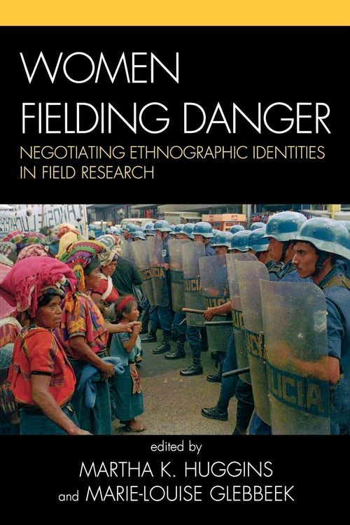 Produktbild: Women Fielding Danger