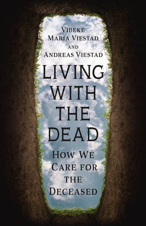 Produktbild: Living with the Dead