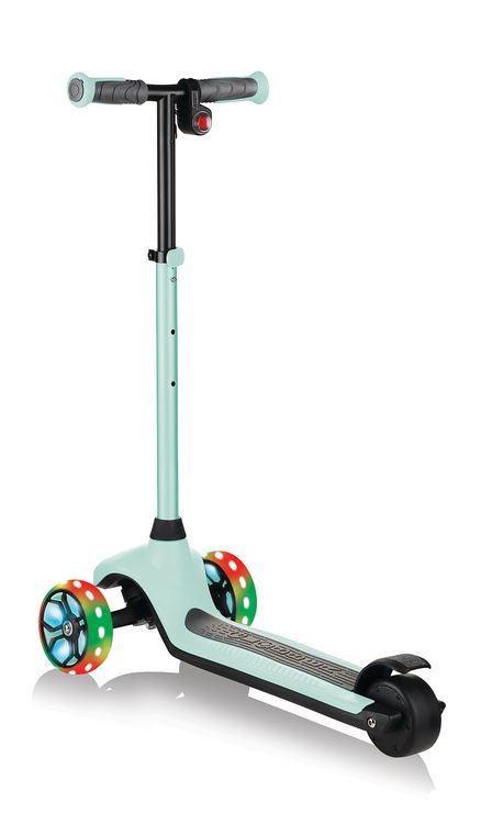 Produktbild: GLOBBER ONE K E-MOTION 4 PLUS mint, mit Leuchtrollen