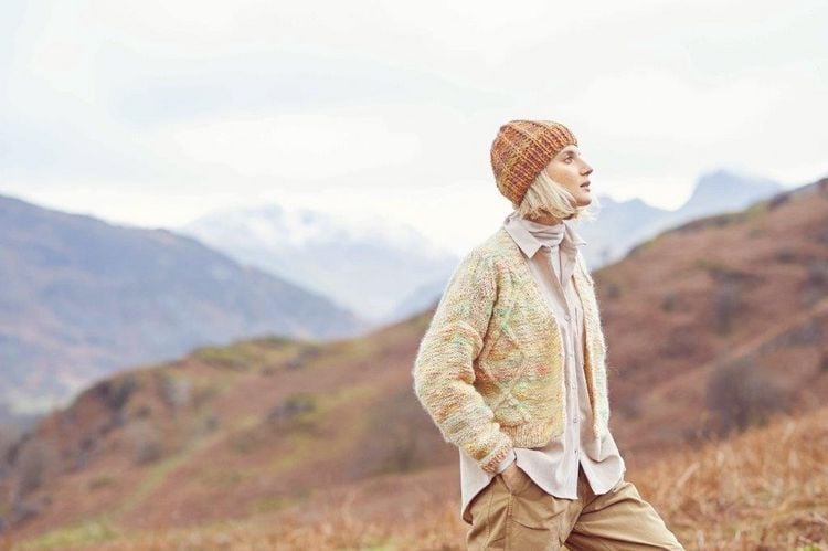 LOVEWOOL Das Handstrick Magazin No. 9: Herbst-Winter Kollektion 2019 / 20 - Stricken Sie Sich Ihre Neuen Lieblingsteile... Herbstliche Strick- Und ... Anleitungen Von Klassisch Bis Casual - Livres