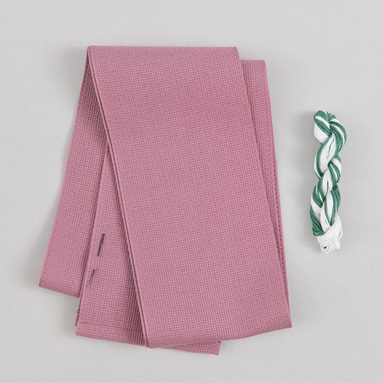 Produktbild: Stickpackung, Gez&auml;hlter Kreuzstich Schleife Maigl&ouml;ckchen, Lila, 30 x 54 cm, 100% Baumwolle