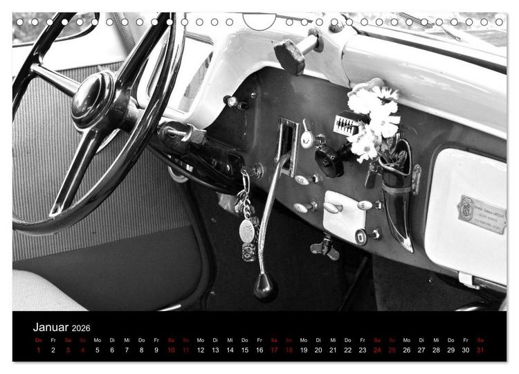 Produktbild: Citro&euml;n 11 CV Traction Avant in schwarzweiss (Wandkalender 2026 DIN A4 quer), CALVENDO Monatskalender
