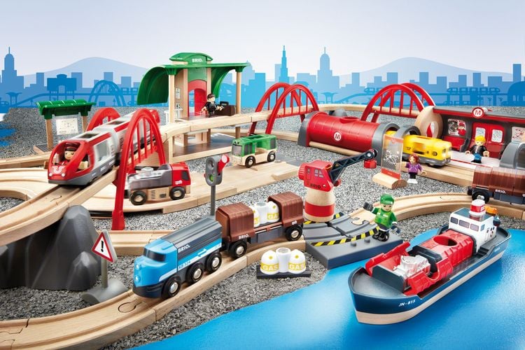 Produktbild: BRIO Strassen & Schienen Bahn Set