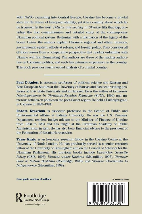 Produktbild: Politics And Society In Ukraine