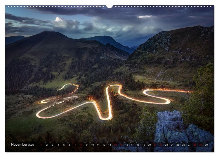 Produktbild: Zwischen Berg und Tal (Wandkalender 2026 DIN A2 quer), CALVENDO Monatskalender