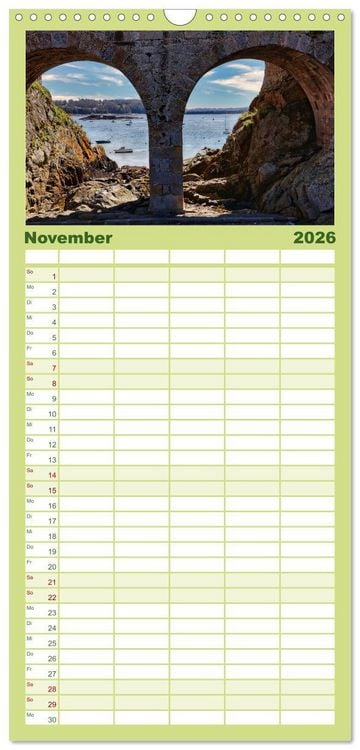 Produktbild: Familienplaner 2026 - Saint-Malo - Ein gut gesch&uuml;tzter Schatz mit 5 Spalten (Wandkalender, 21 x 45 cm) CALVENDO