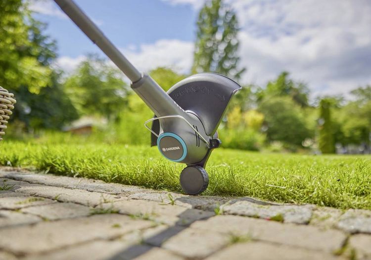 Produktbild: GARDENA Akku Akku-Rasentrimmer 18V Schnittbreite (max.): 25cm