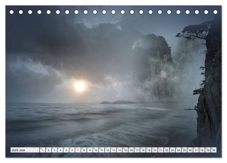 Produktbild: G&ouml;ttererwachen. Die Natur im mystischen Nebel (Tischkalender 2026 DIN A5 quer), CALVENDO Monatskalender