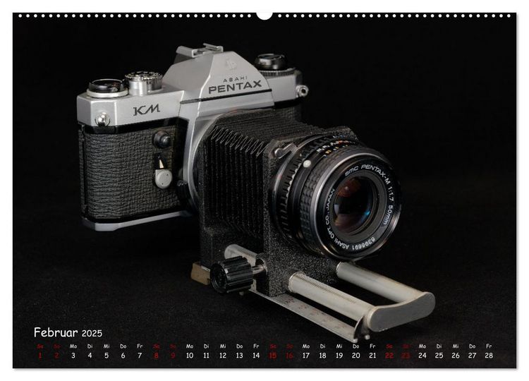 Produktbild: Legend&auml;re Kameras der Marke Pentax (hochwertiger Premium Wandkalender 2025 DIN A2 quer), Kunstdruck in Hochglanz