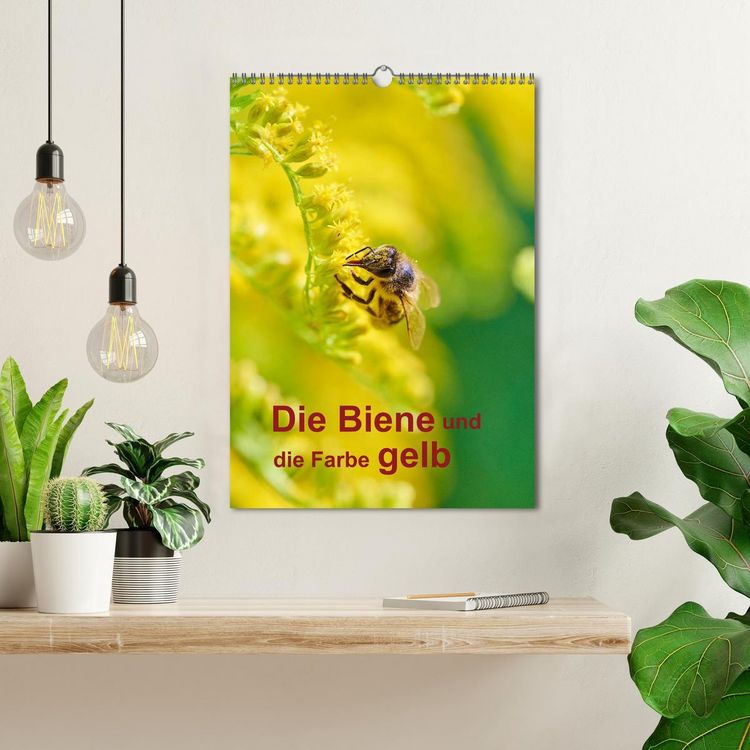 Produktbild: Die Biene und die Farbe gelb (Wandkalender 2026 DIN A3 hoch), CALVENDO Monatskalender