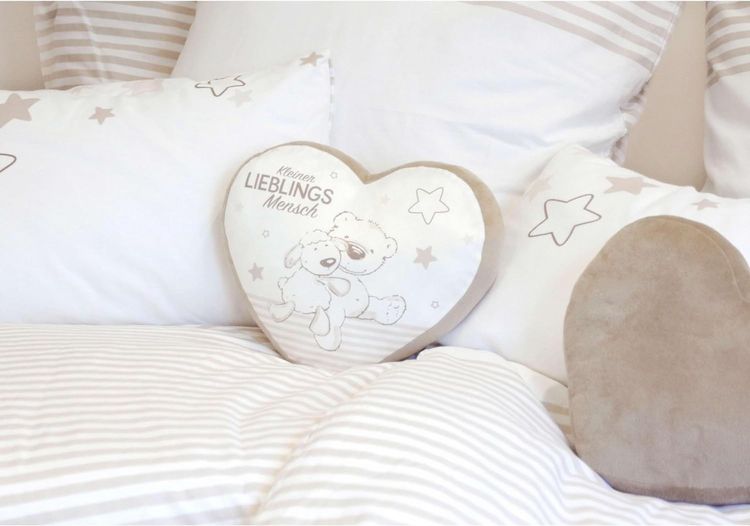 Produktbild: Herding 5440201093 - babybest&reg; Herzkissen Kleiner Lieblingsmensch, 100% Polyester, 33x29 cm