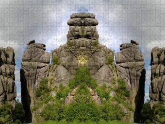 Produktbild: CALVENDO Puzzle Die Externsteine im Spiegel betrachtet | 1000 Teile Lege-Gr&ouml;&szlig;e 64x48cm Foto-Puzzle f&uuml;r gl&uuml;ckliche Stunden