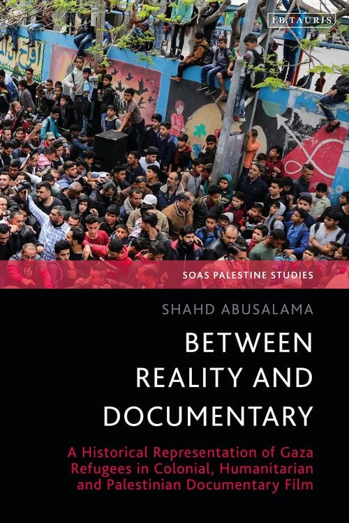 Produktbild: Between Reality and Documentary