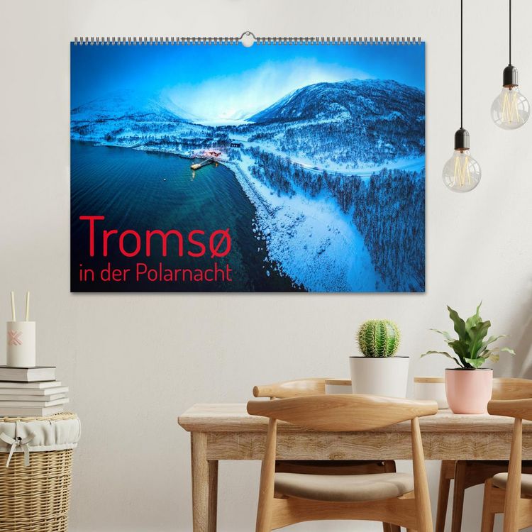 Produktbild: Troms&oslash; in der Polarnacht (Wandkalender 2026 DIN A2 quer), CALVENDO Monatskalender