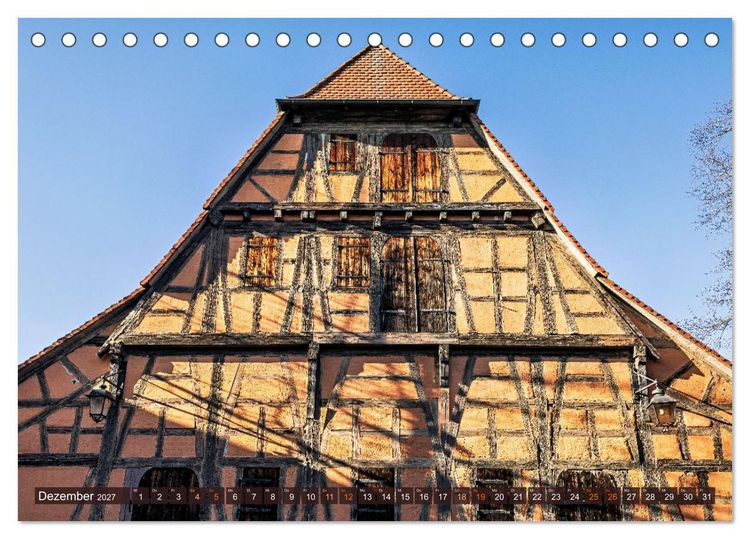 Produktbild: Idyllisches Fachwerk rund um Stuttgart (Tischkalender 2027 DIN A5 quer), CALVENDO Monatskalender