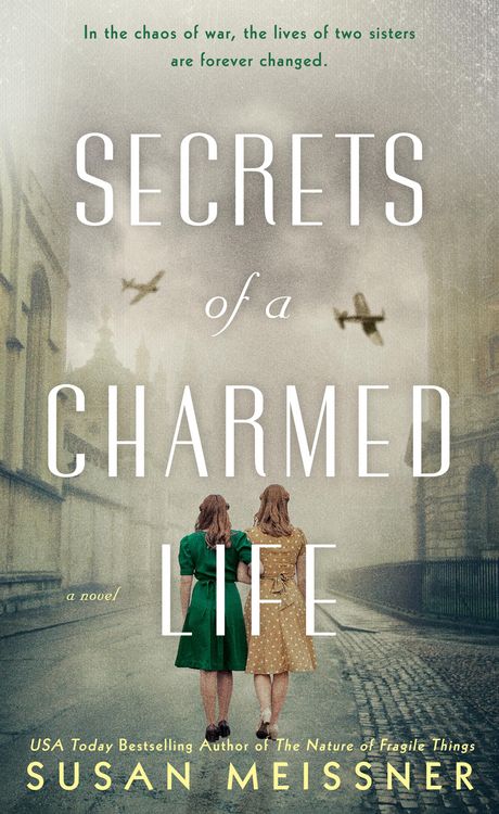 Produktbild: Secrets of a Charmed Life