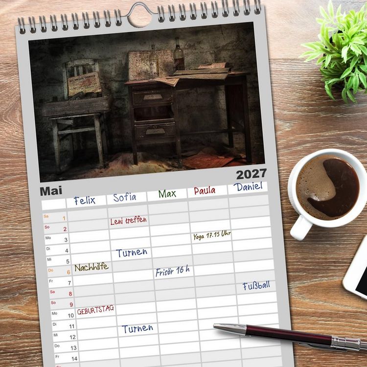 Produktbild: Familienplaner 2027 - Geheimnisvolle Orte - Lost Places mit 5 Spalten (Wandkalender, 21 x 45 cm) CALVENDO