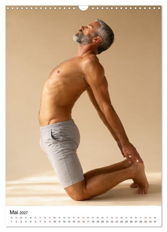 Produktbild: Yoga f&uuml;r Helden (Wandkalender 2027 DIN A3 hoch), CALVENDO Monatskalender