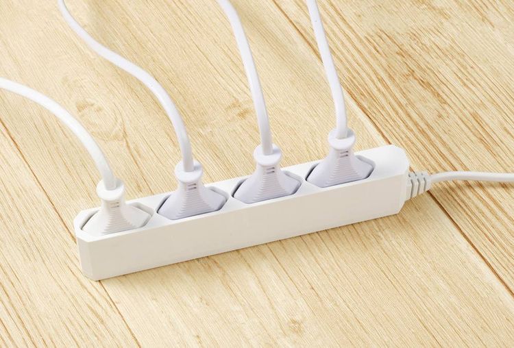 Produktbild: Sygonix SY-5806878 Steckdosenleiste 4fach Wei&szlig; Eurostecker 1St.