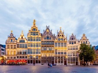 Produktbild: CALVENDO Puzzle Zunfth&auml;user am Grote Markt in Antwerpen | 1000 Teile Lege-Gr&ouml;&szlig;e 64x48cm Foto-Puzzle f&uuml;r gl&uuml;ckliche Stunden