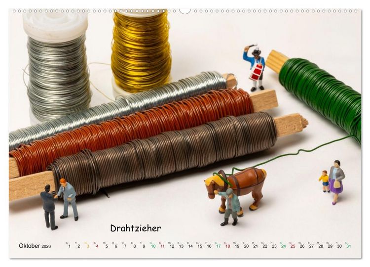 Produktbild: Fahrgaststreik! ... und andere Mini-Welten (hochwertiger Premium Wandkalender 2026 DIN A2 quer), Kunstdruck in Hochglanz