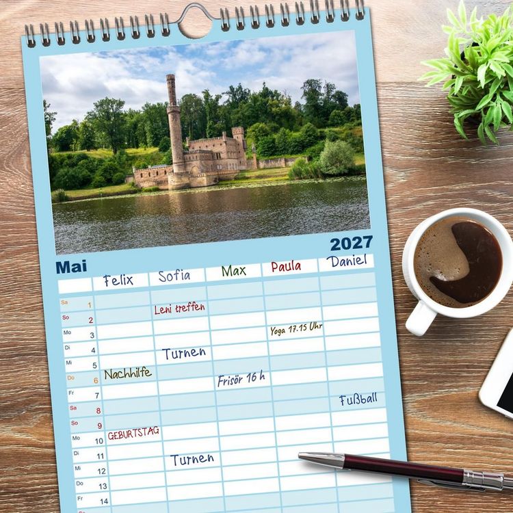 Produktbild: Familienplaner 2027 - Bootscharter nach Berlin mit 5 Spalten (Wandkalender, 21 x 45 cm) CALVENDO