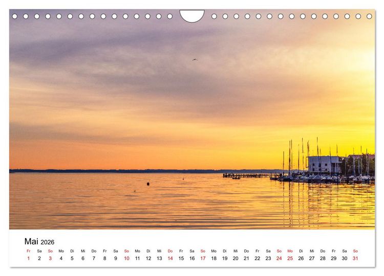 Produktbild: Traumhafter Chiemsee - eine kalendarische Reise (Wandkalender 2026 DIN A4 quer), CALVENDO Monatskalender