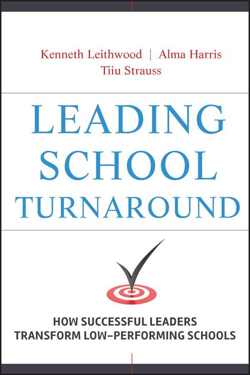 Produktbild: Leading School Turnaround