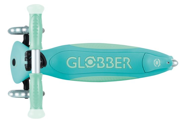 Produktbild: GLOBBER ELITE GLOW LIGHTS dunkelmint, mit Leuchtrollen und Glow-Effekt
