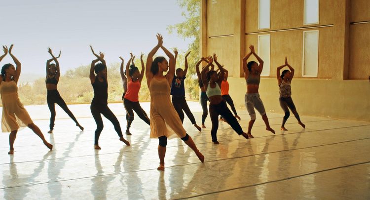 Produktbild: Dancing Pina