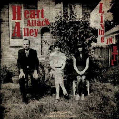 Produktbild: Living In Hell