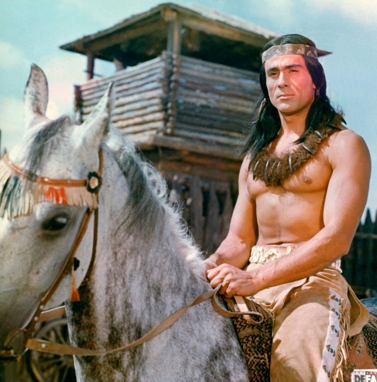Produktbild: Die DEFA-Indianerfilme Gesamtedition: Alle 12 Gojko Mitic Filme + Blauvogel + Atkins (DEFA Filmjuwelen) [14 DVDs]