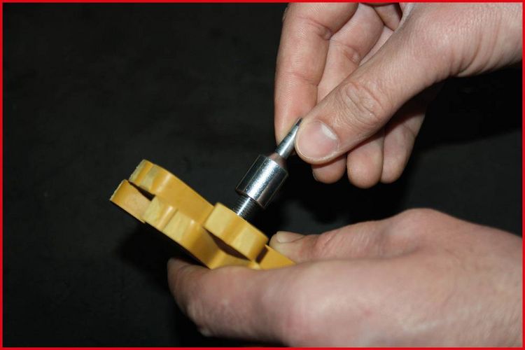 Produktbild: KS Tools 515.1218 Spanndorn f&uuml;r Folienradierer, 6mm