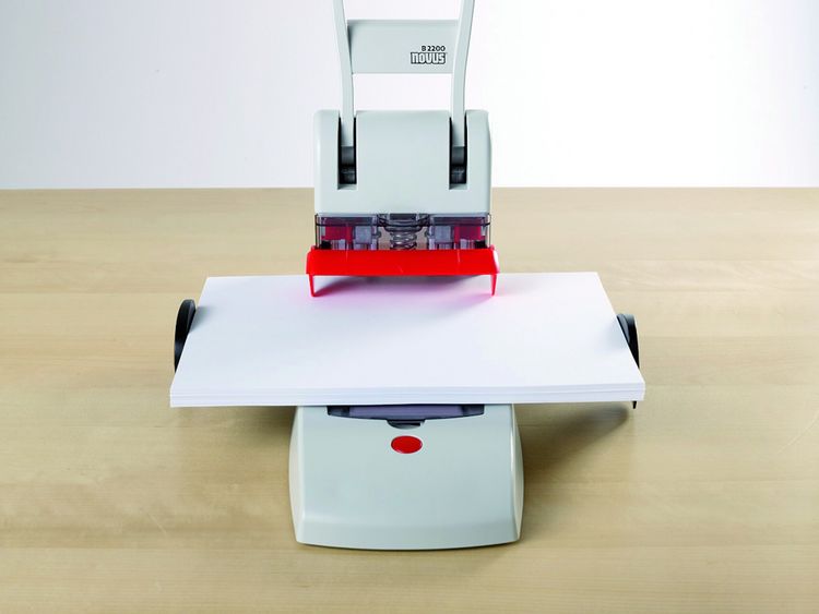 Produktbild: Novus Blocklocher B 2200, 200 Blatt grau, Zwei- und Vierfach Lochung