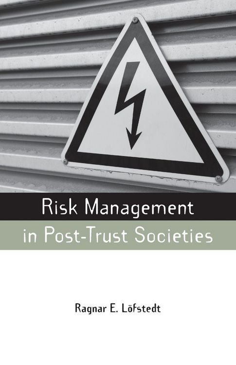 Produktbild: Risk Management in Post-Trust Societies